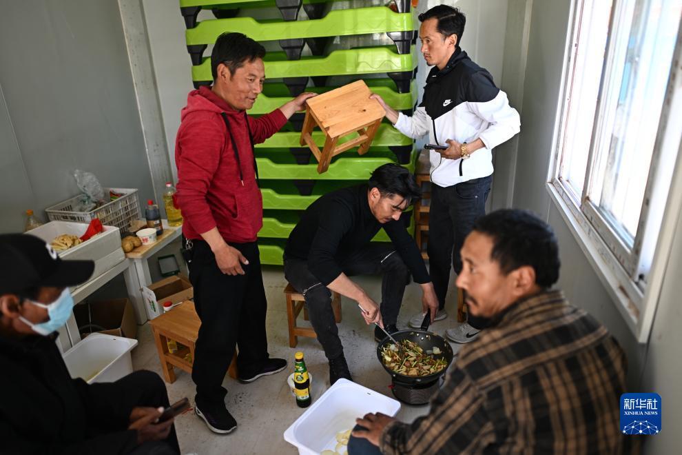 百老汇游戏娱乐